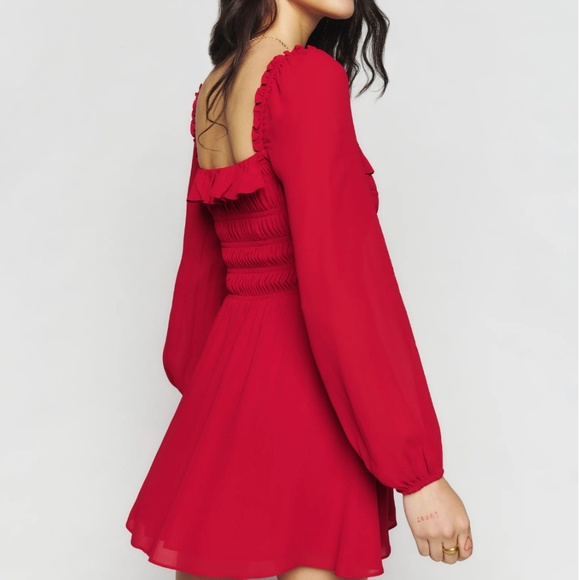 ❤️ Reformation Morris Dress - Cherry - Picture 2 of 8